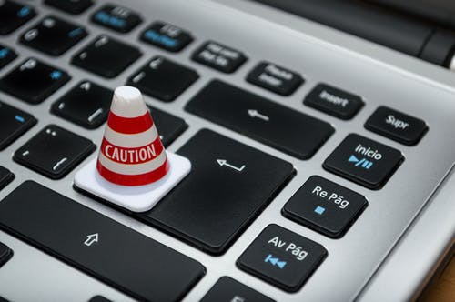 CCC4Me's tweet photo. With #technology that 'just works' as part of our everyday lives, it’s easy to forget that things do go wrong and #data can be lost, stolen, or corrupted.

Call @CCC4Me and learn how our #managedITservices can support you safeguard your business! https://t.co/rfQPobPhYA