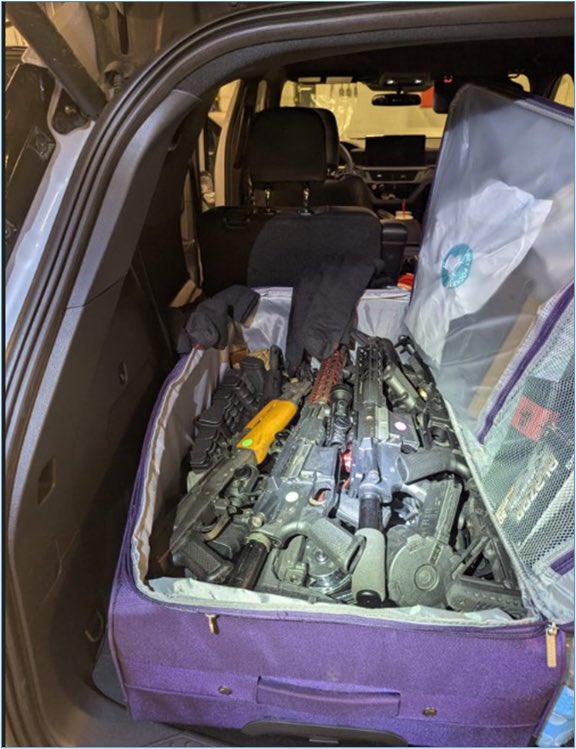 401_da_sarpanch's tweet photo. #BORDER: FBI New York Announces Two Canadian Nationals, One Pakistani National Charged With Attempted Smuggling Of 89 Firearms From U.S. Into Canada.๐จ๐ฆ๐บ๐ธ
๐จPakistani National Faizan Ali, Is A WANTED Fugitive By๐Hamilton Police, Convicted For Fatal Crash Of Motorcyclist And Firearm Charges. Failed To Appear In Court For His 11 Year Sentence. ๐ต๐ฐ๐จ๐ฆ
- MUST READ๐