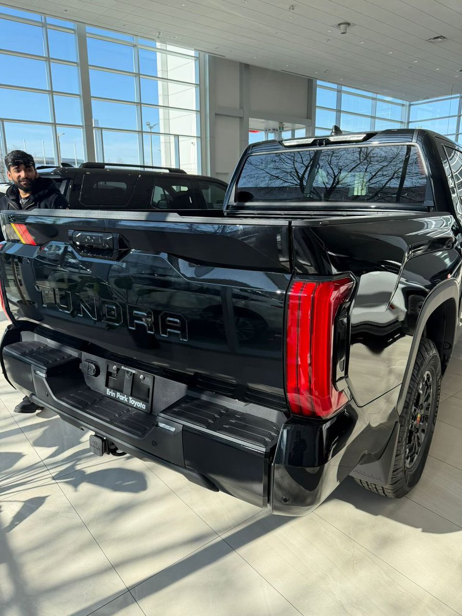 Kwesi_Agyei_'s tweet photo. Brand new 2026 Toyota tundra TRD PRO
Engine 3.4L 
Transmission: Automatic 
Mileage less than 300 km. 
Buying and shipping 700k
Arriving in Ghana soon https://t.co/CenHFHdTMR