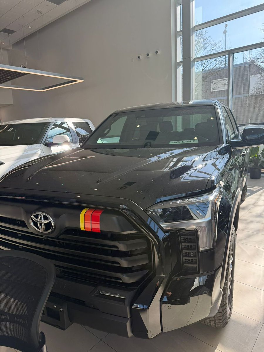 Kwesi_Agyei_'s tweet photo. Brand new 2026 Toyota tundra TRD PRO
Engine 3.4L 
Transmission: Automatic 
Mileage less than 300 km. 
Buying and shipping 700k
Arriving in Ghana soon https://t.co/CenHFHdTMR