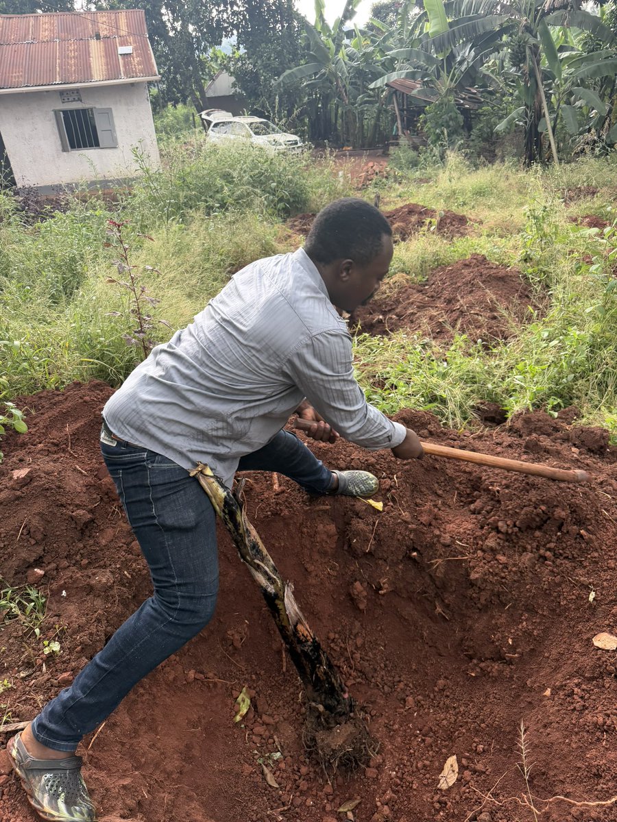 Hon. Omujugujugu Moses tweet media