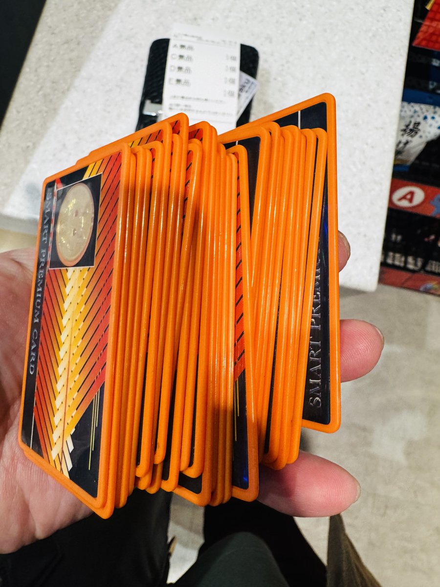 久々にやってやったわ！
5万負けから座った喰種で1,000円で当たってそのまま出っぱなしで引き戻しコミコミでグフフ😊