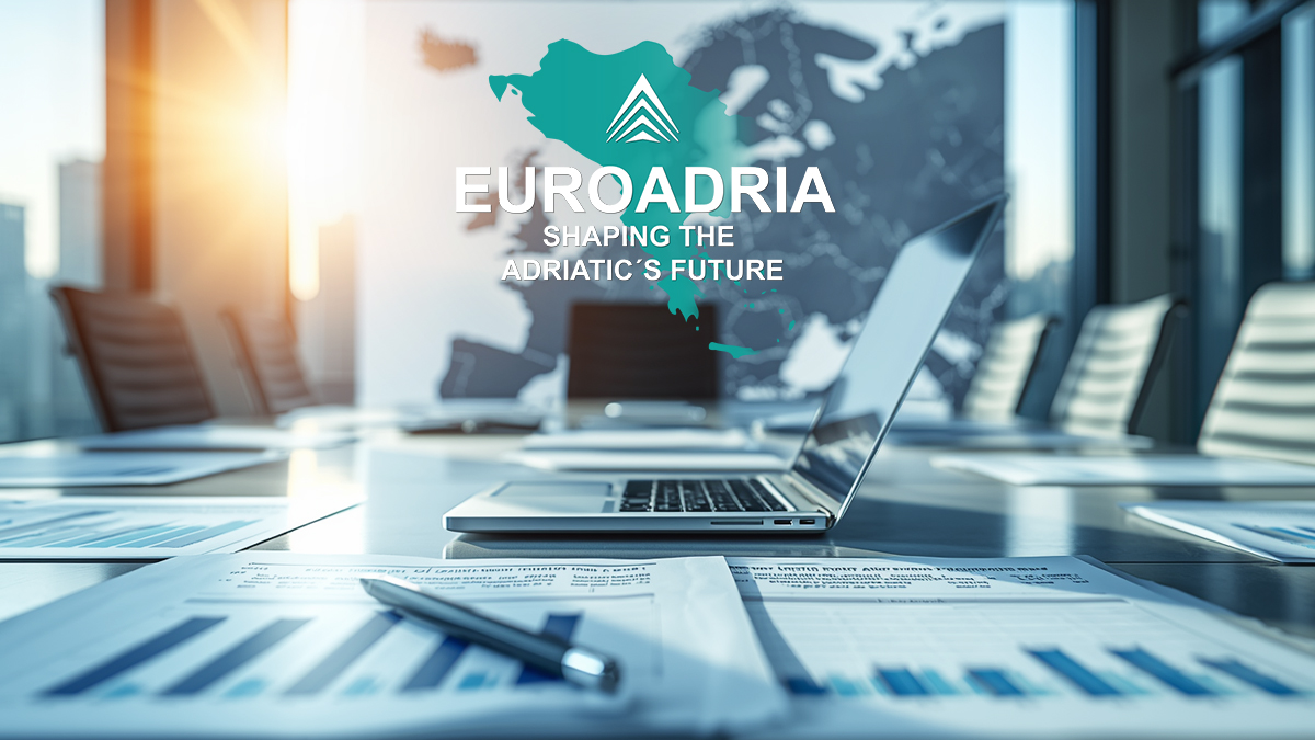 AdriaEuro's tweet photo. Standortwahl ist Strategie.
Nicht Lifestyle.

https://t.co/LmtJgzxoF9

#Standortwahl #EuroAdria https://t.co/8QqC3ysmTn