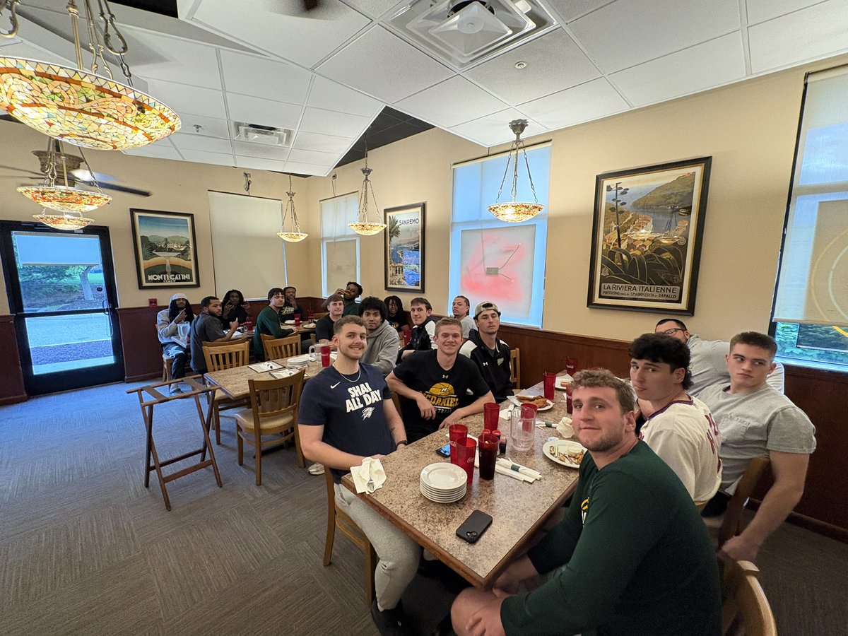 McDaniel_MBB's tweet photo. A great time this week wrapping up the 2025-2026 group. Thank you to Illiano’s J&amp;P Westminster for hosting us! 

Thank you to our seniors Matt Kearney, Mikey Ayala Jr., Kevin Connelly, Jonas Sujeta, Drew Colman, Kevin Sanon, and David Kearney. 

Once a Terror, always a Terror! https://t.co/vNS0O8HHwd