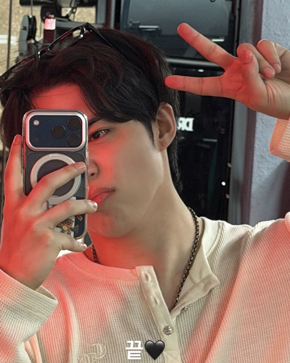 i am TOTALLY not normal about this like the way seungcheol's aura immediately changed from a cutie to a hottie just by a slight change??? like his hair a bit brushed up, his specs removed, his jaw line shown, his dimple gone... im losing my mind 🫠🫠🫠