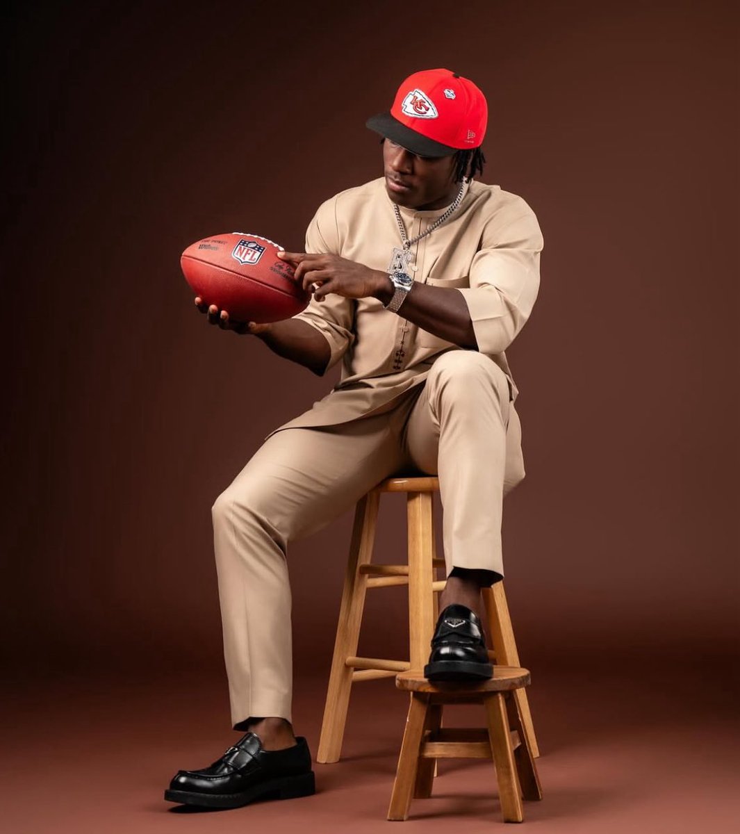 Daily_Chiefs_'s tweet photo. “I believe that everything happens for a reason.

Thank You God 🙏🏾”

📸 | EmmettJ_ https://t.co/2ghG6qLknd