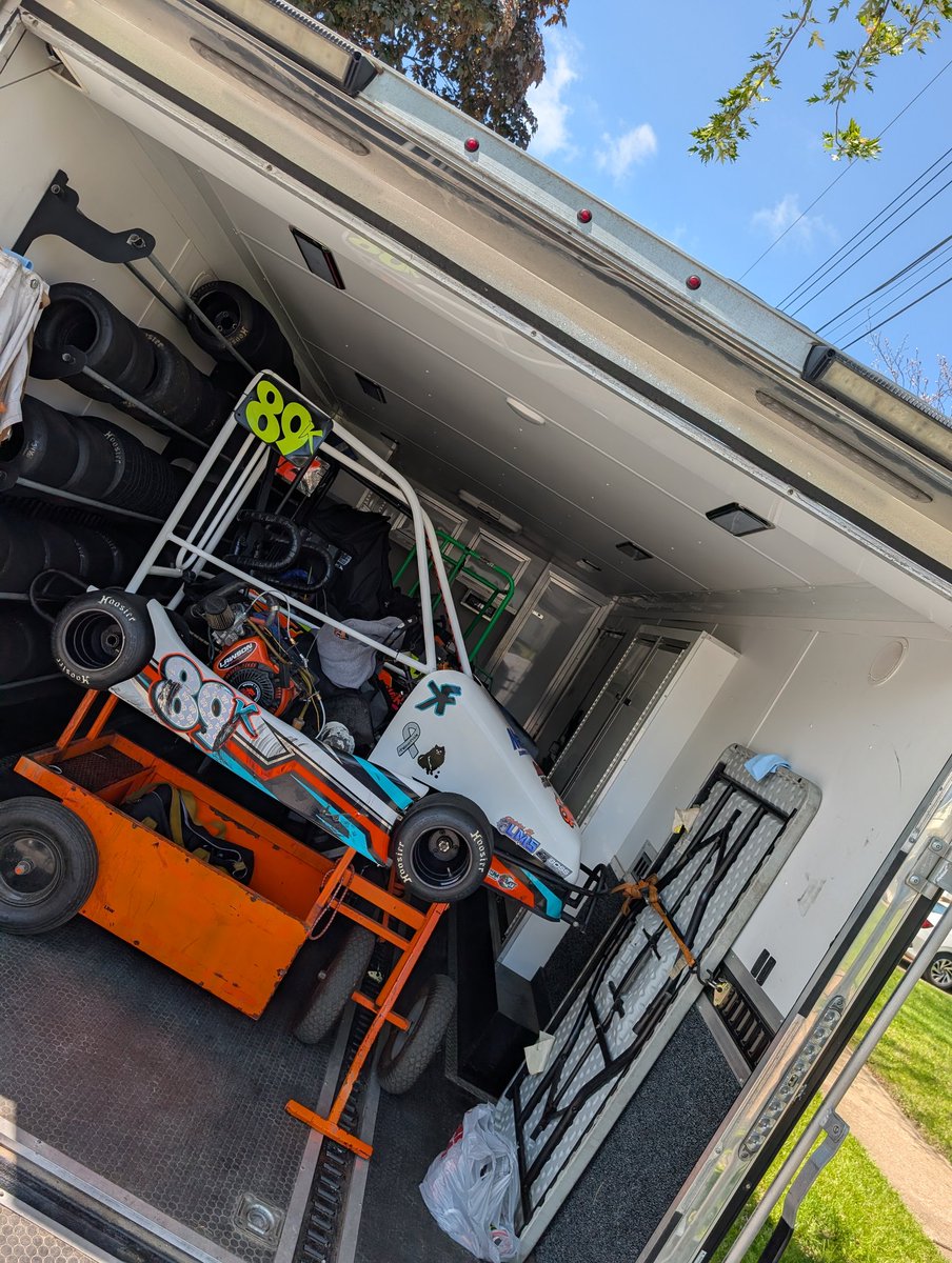 BrianWarner's tweet photo. Three in the box for round one. Year 4 on pavement. Ready to rip. https://t.co/PGCf2gc2lz