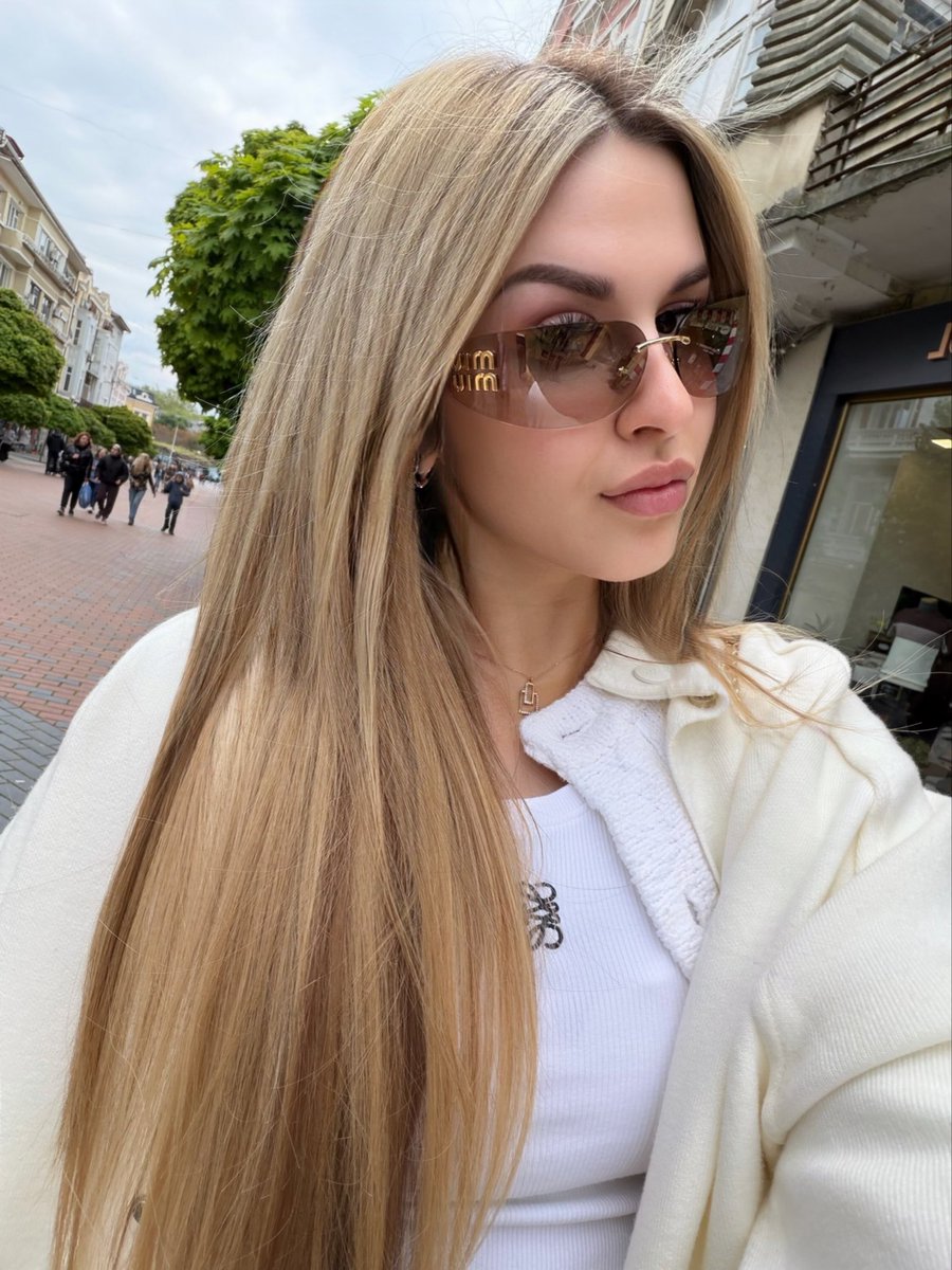 Sophie 🖤 tweet media