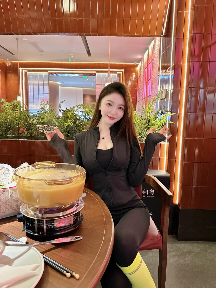 为啥帮男人吃口要很久，为什么有的才进来三分钟就🐍了，是不是要多吃点，蚝🦪补一补更威武 https://t.co/RAtdUMjarW