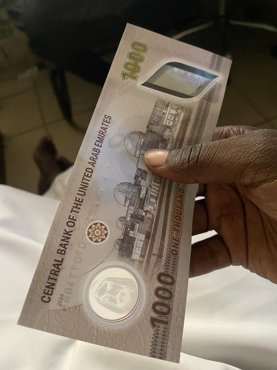 Quick math for the grinders: 
How much do you think this 1,000 Dirham note is worth in Naira today? 
🇳🇬💸

The rate is moving fast, but the value we provide at <a href="/de_mubee/">𝐀𝐧𝐰𝐚𝐫_𝐛𝐝𝐜.𝐍𝐆</a> stays consistent.