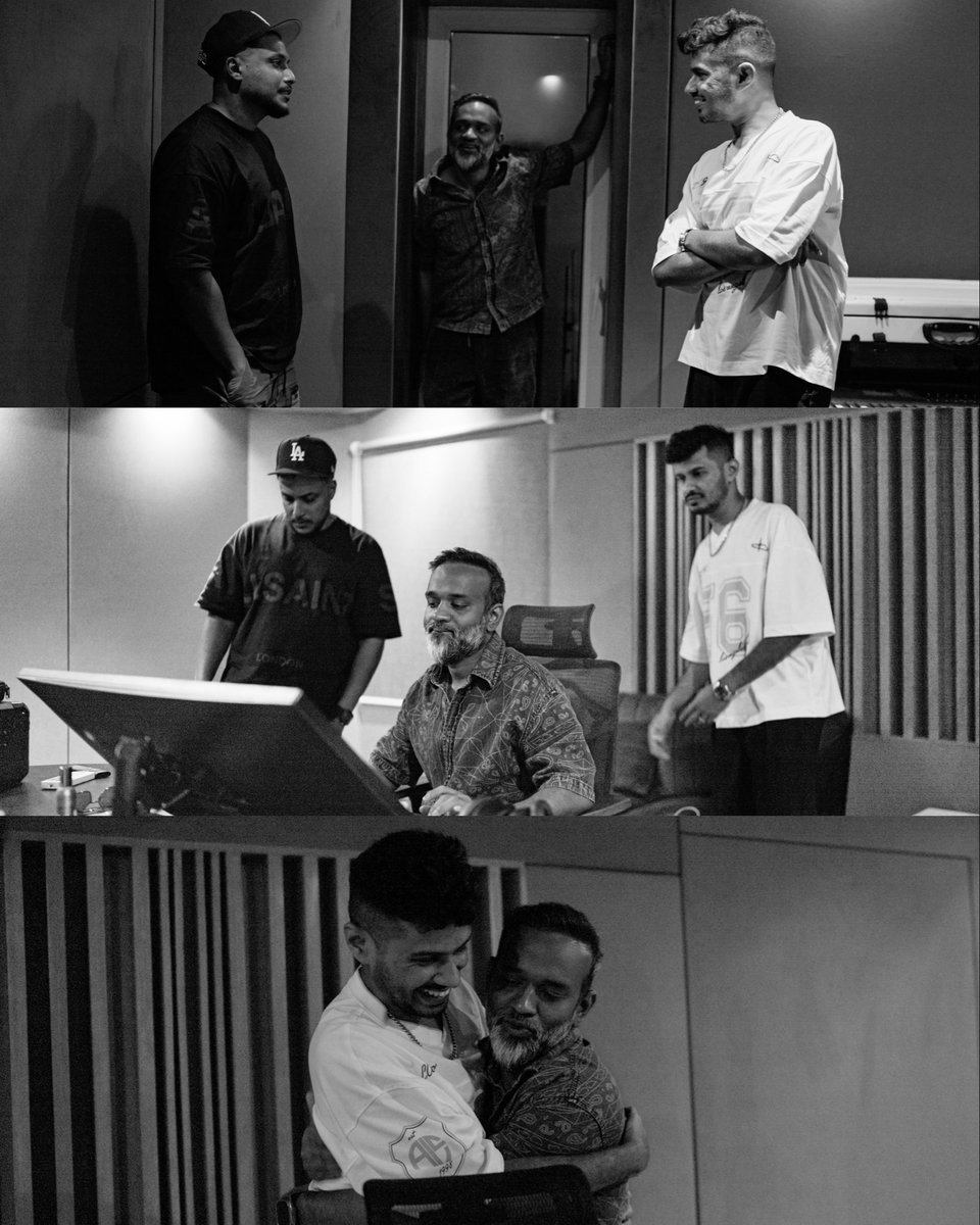 officialFEJO's tweet photo. ഞാൻ തേടി നടന്ന തേനീച്ചകൾ 🍯🐝 IYKYK Song Recording 👨🏻‍🎤🪈 #VishnuVijay #Athiradi #Fejo #IYKYK #trending @saregamasouth https://t.co/pThinauEt8