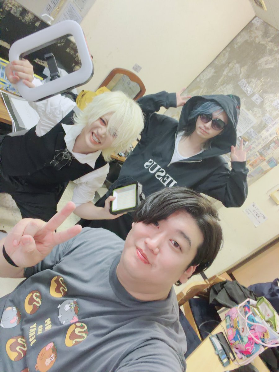 まつあき tweet media