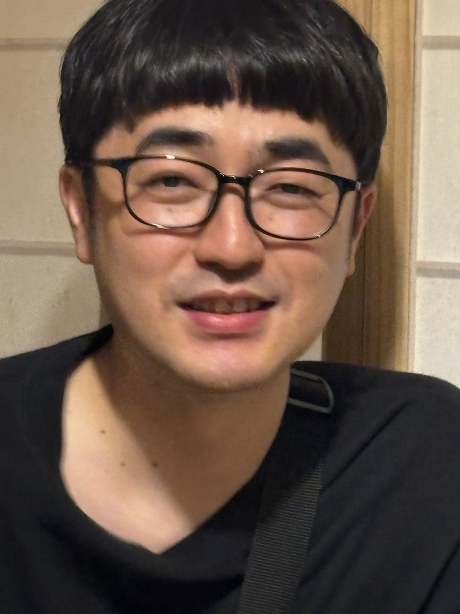 ドンデコルテ 小橋 tweet media