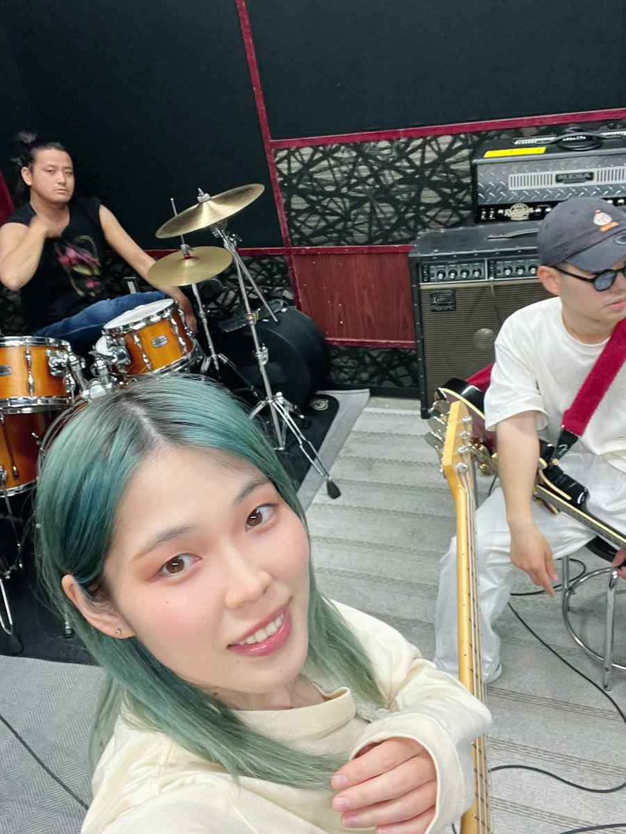 ゆきちょふ leroy tweet media