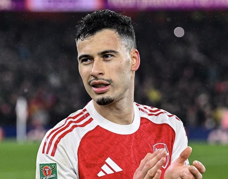 END A MAN⚪️🔴 tweet media