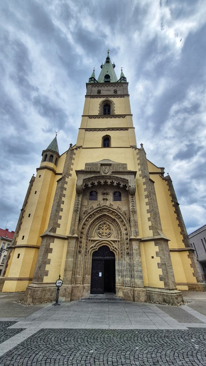 vs_ch12's tweet photo. Hrad Střekov
Kostel Nanebevzetí Panny Marie v Ústí nad Labem
Památník Terezín
České středohoří https://t.co/p7sfLMQlmz