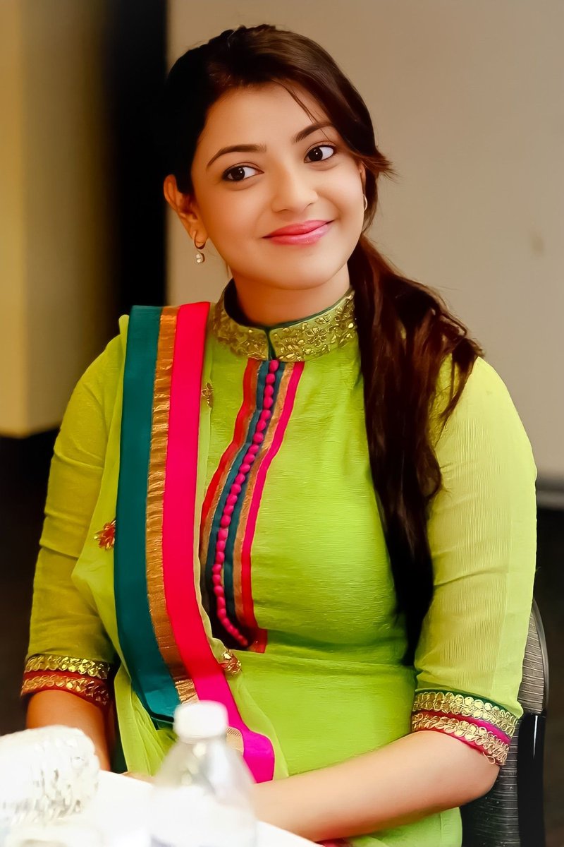 SympathyStar's tweet photo. Queen is Trending
#kajalaggarwal @MsKajalAggarwal https://t.co/8RpaTcYMk4