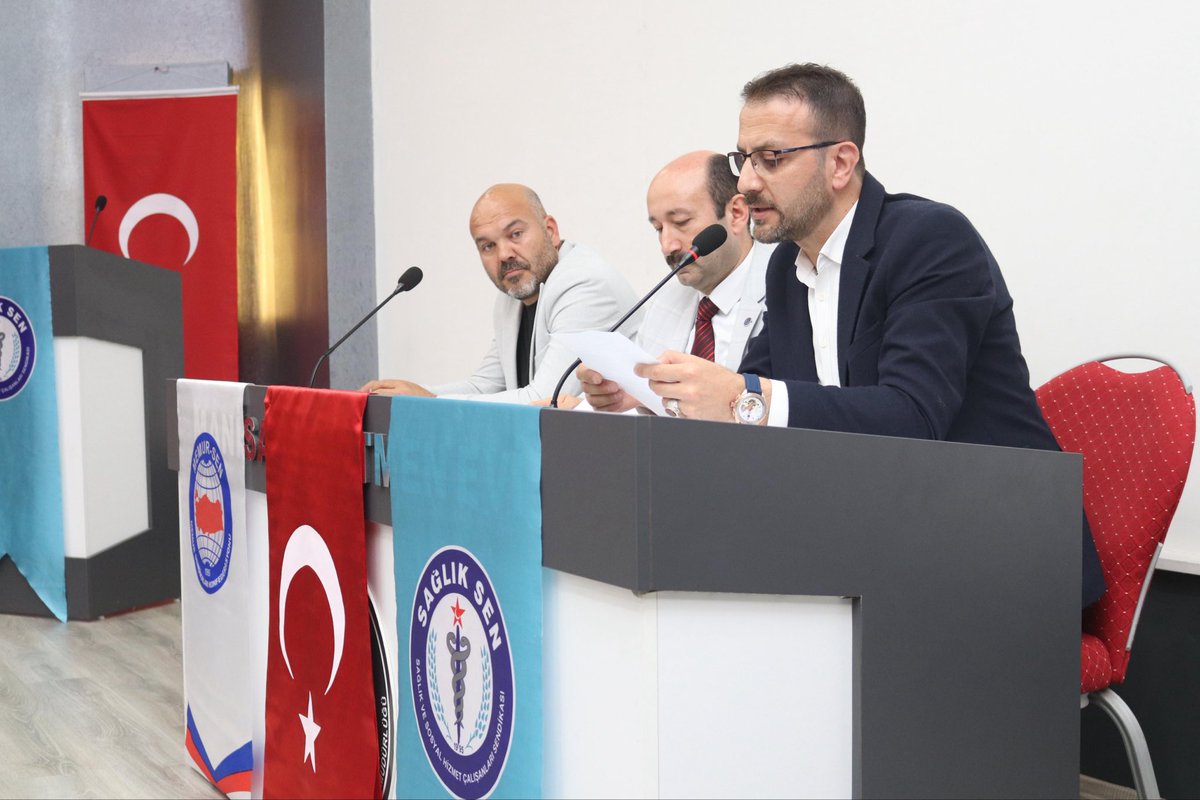 SSMahmutFaruk's tweet photo. Manisa Şubemizin 7. Olağan Genel Kurulu’nda yeniden Şube Başkanlığına seçilen Emine Tınaz başkanımızı ve yönetimini tebrik ediyor, muvaffakiyetler diliyorum. https://t.co/x75KpxvqIF