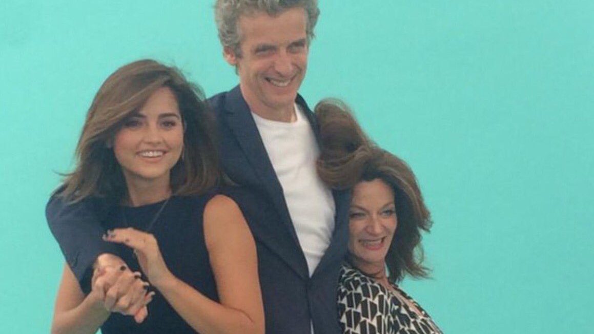 SpencerTracyFan's tweet photo. #DoctorWho Peter Capaldi, Jenna Coleman, Michelle Gomez https://t.co/68uMqjtuZi