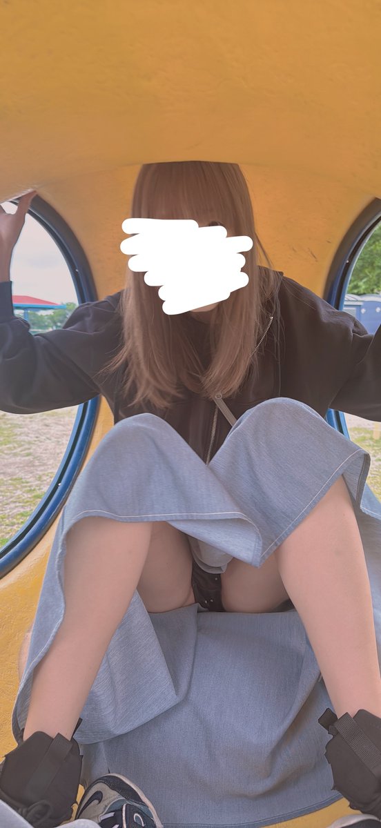 kunio_mimi's tweet photo. さぁて……

しっかり公園で汗かいたからこの黒パンティーにどんな染みつけてるのか楽しみだね💕︎ https://t.co/m6q0PxbLhj