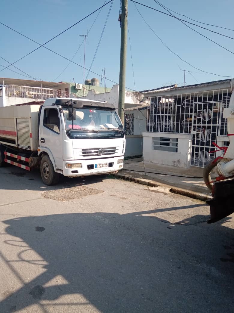 idomonzy's tweet photo. Se realiza escombreo en Ave 45 #6420 entre 64 y 68 San José ,cumpliendo con el bienestar del pueblo . https://t.co/k1lgCCee3u