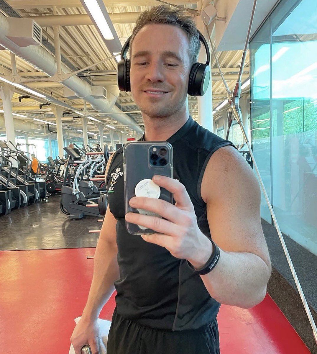 lamarsmith001's tweet photo. Discipline starts long before the results show 💪🏽
Early workouts, focused mindset, and consistency every single day… becoming stronger mentally and physically, one session at a time 🔥🏋️ https://t.co/dDaaEM1aMj