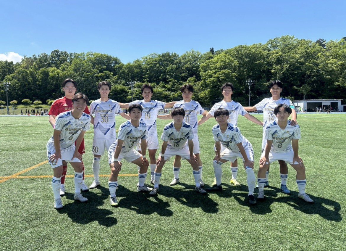 KenYoshi0802's tweet photo. 第5節 vs.駿河台大学
0-1 敗戦。

点を決め切る『重要性』を改めて感じた試合でした。決めるべきところで決め切れないと、後半になるにつれて自分たちが身体的にも精神的にも追い込まれてしまうので、もっとゴールに貪欲になり、シュート数を増やしていきたいです。 https://t.co/KzpBXbDxVO