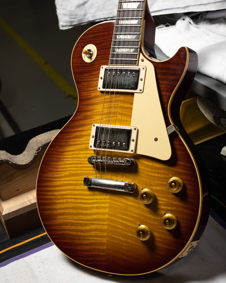 Gibson Custom Shop tweet media