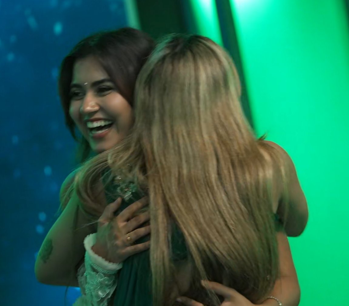 itsamayraa's tweet photo. loved how kaira went to check on her when everyone else rushed to ruresh after they became the ideal match🥹 #SplitsVillaX6 https://t.co/pZOfkwxJqr