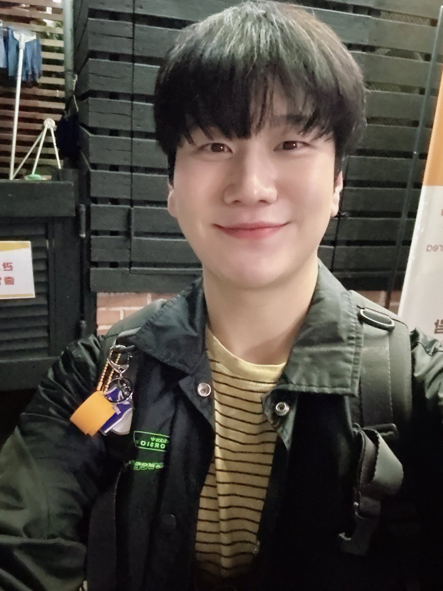 해피 tweet media