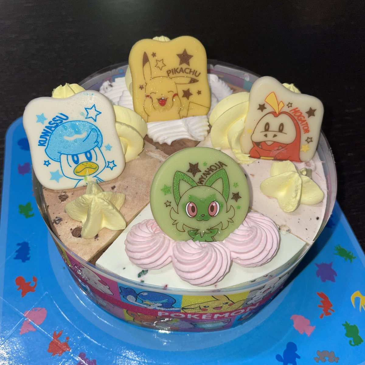 アサ tweet media