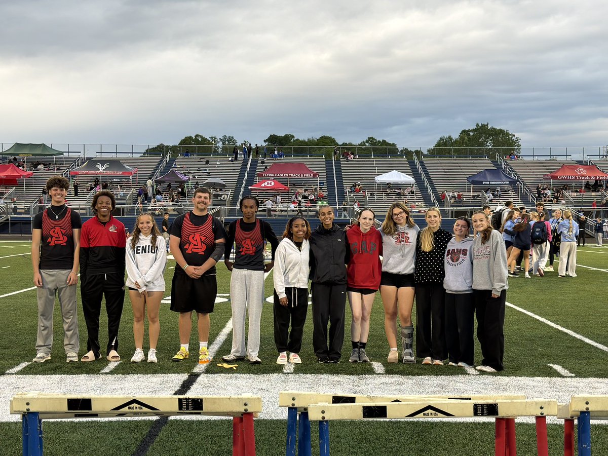 SAHS_XCTF's tweet photo. Our St. Albans track &amp; field seniors were recognized last night at the MSAC Championships. This is a special group. To the Class of 2026, thank you for all you have done for our program! 🎓 https://t.co/BEWcwkdQFh