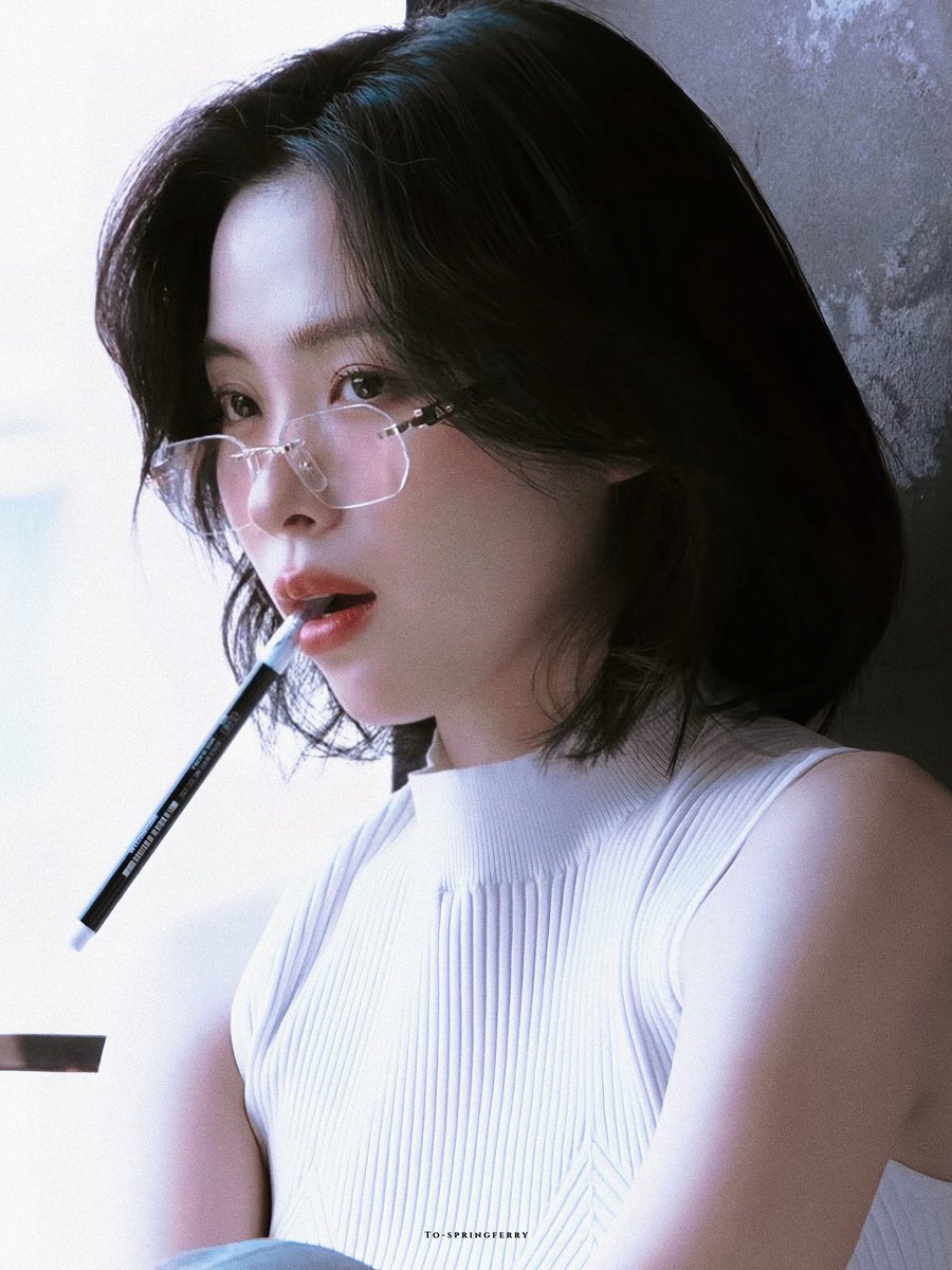 To_springferry's tweet photo. 🤯

#RYUJIN #류진 #ITZY #있지 https://t.co/gfCBqAhBYq