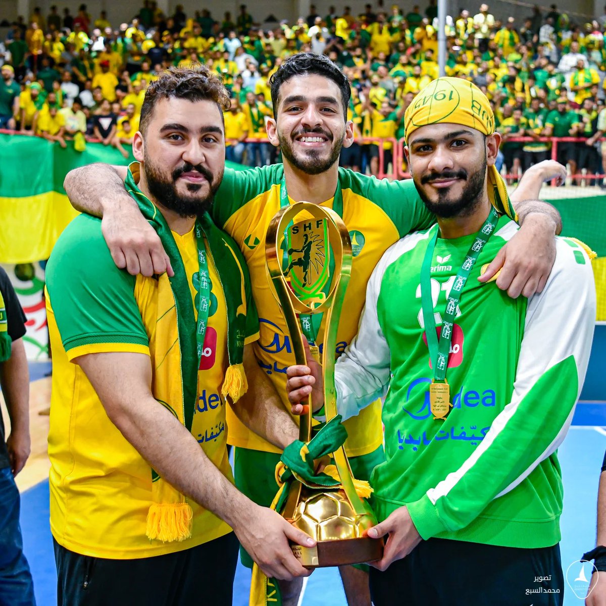 Khaleejclub's tweet photo. نفس اليــوم، قبل 4️⃣ سنــوات .. والباقي «تاريخ»🔰

📋 #عودة_بطل | التاسع من مايو 2022 https://t.co/NYpdoGrNQL
