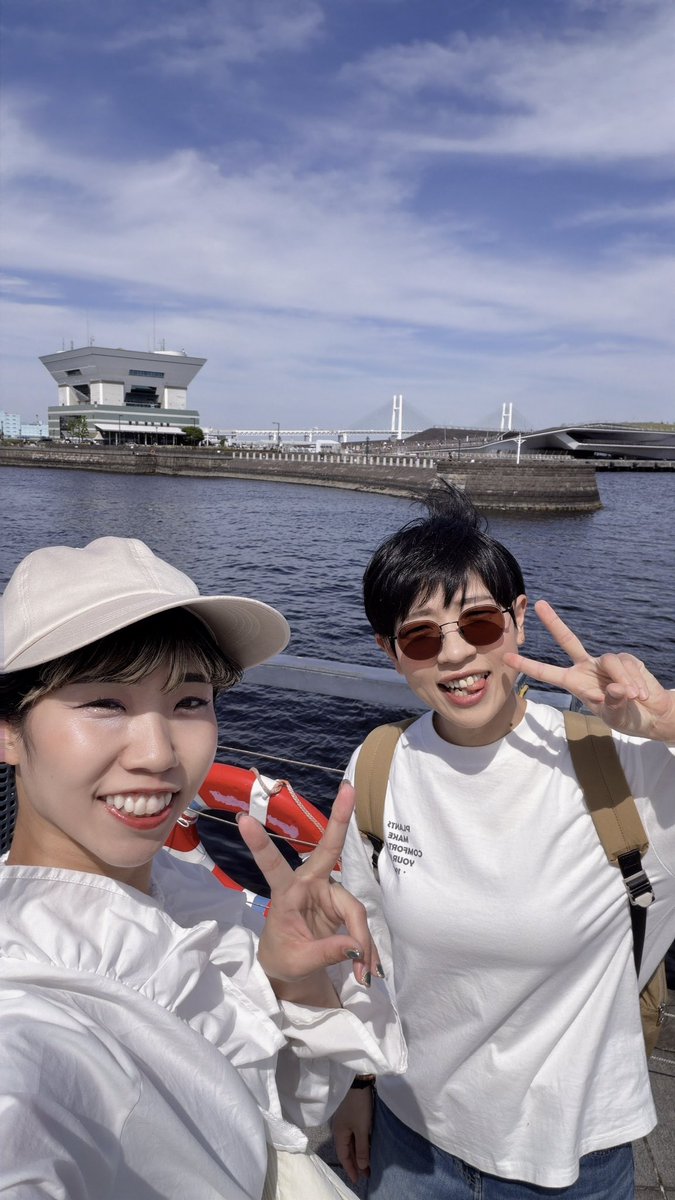 Sumire_sissonne's tweet photo. 久しぶりの横浜🚢✨️
お天気も良くて最後でした🥟😋🍦💕

 #横浜中華街 
 #重慶飯店
 #みなとみらい
 #バニラビーンズ https://t.co/B6a2PTE4jf