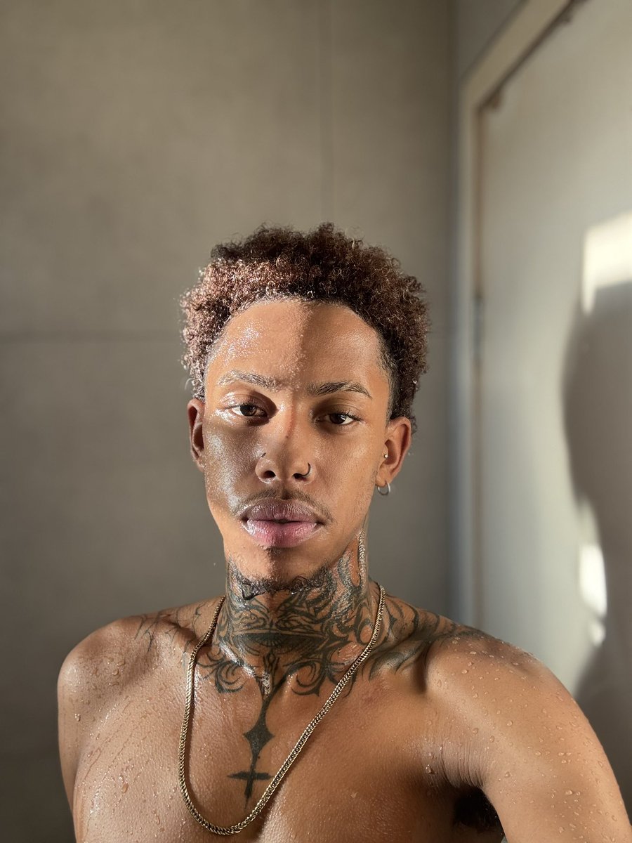 dioor_rx's tweet photo. 🛁 https://t.co/0GLuZ8Mhvi