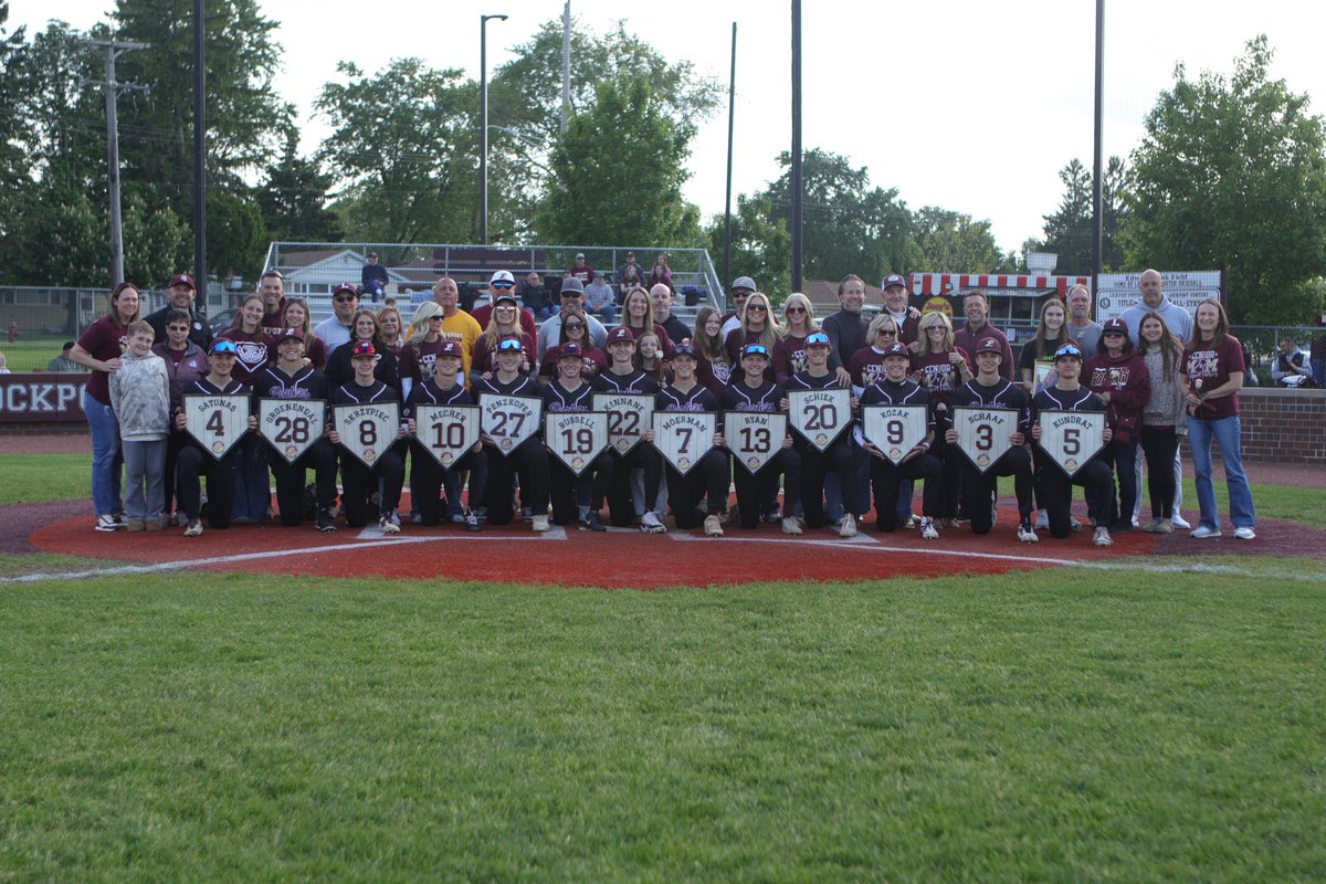 PorterBaseball's tweet photo. Yesterday was an awesome night for our senior night for the class of 2026! Thank you very much to Tim Kuncis once again, for supplying these outstanding young men with such a great senior gift. Also a big shoutout to our senior moms for putting on such a great night, and the rest of our families for providing us with such high quality young men!