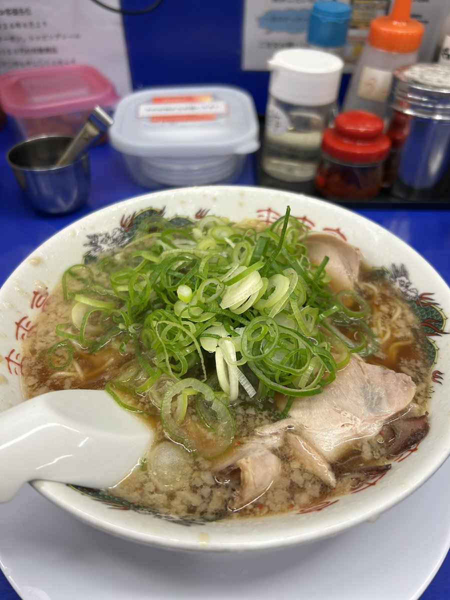 えりな tweet media