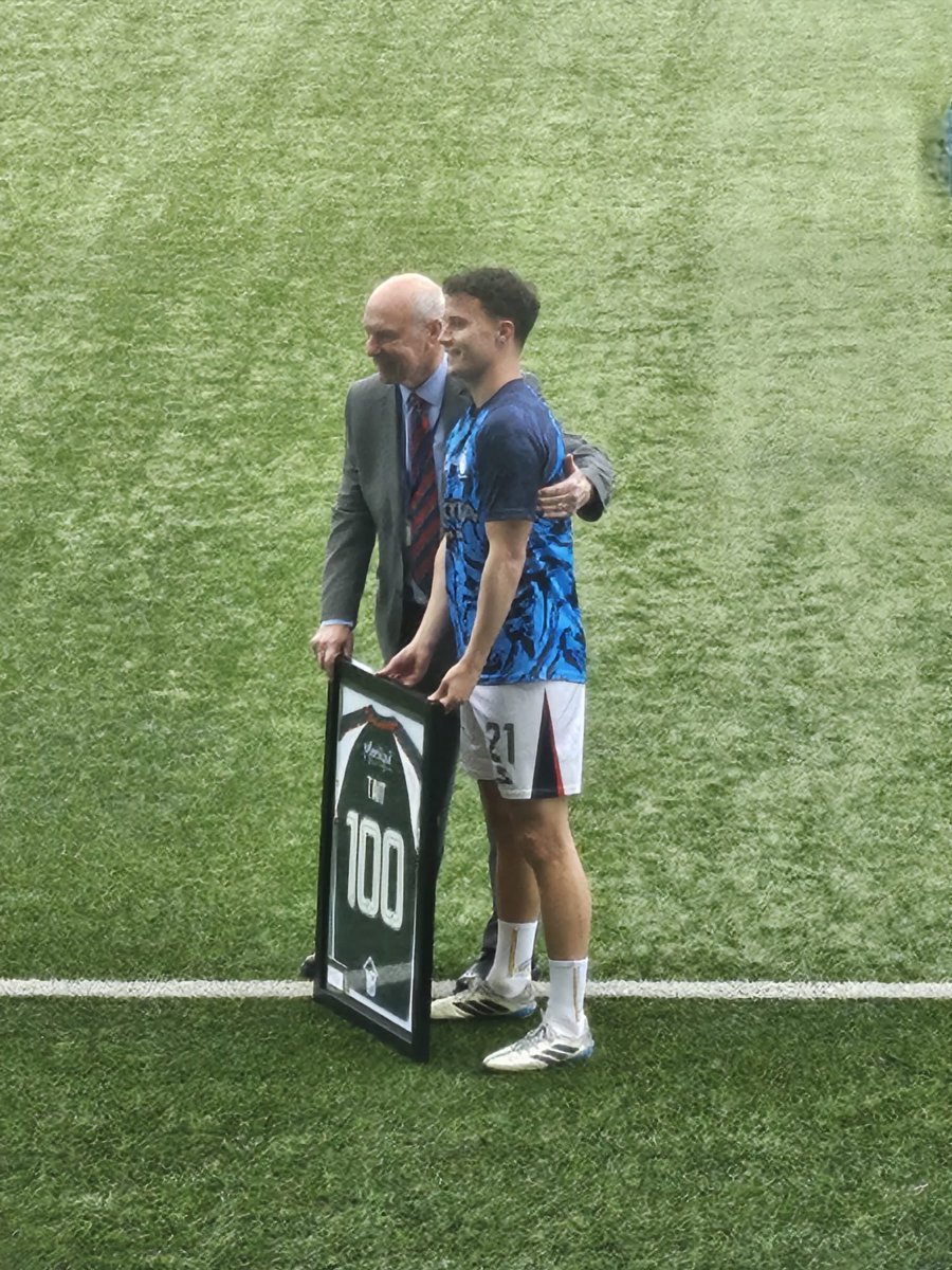 Falkirkdaft's tweet photo. 100 more please @dylantait14 😉👀 https://t.co/INjpBHG5wH