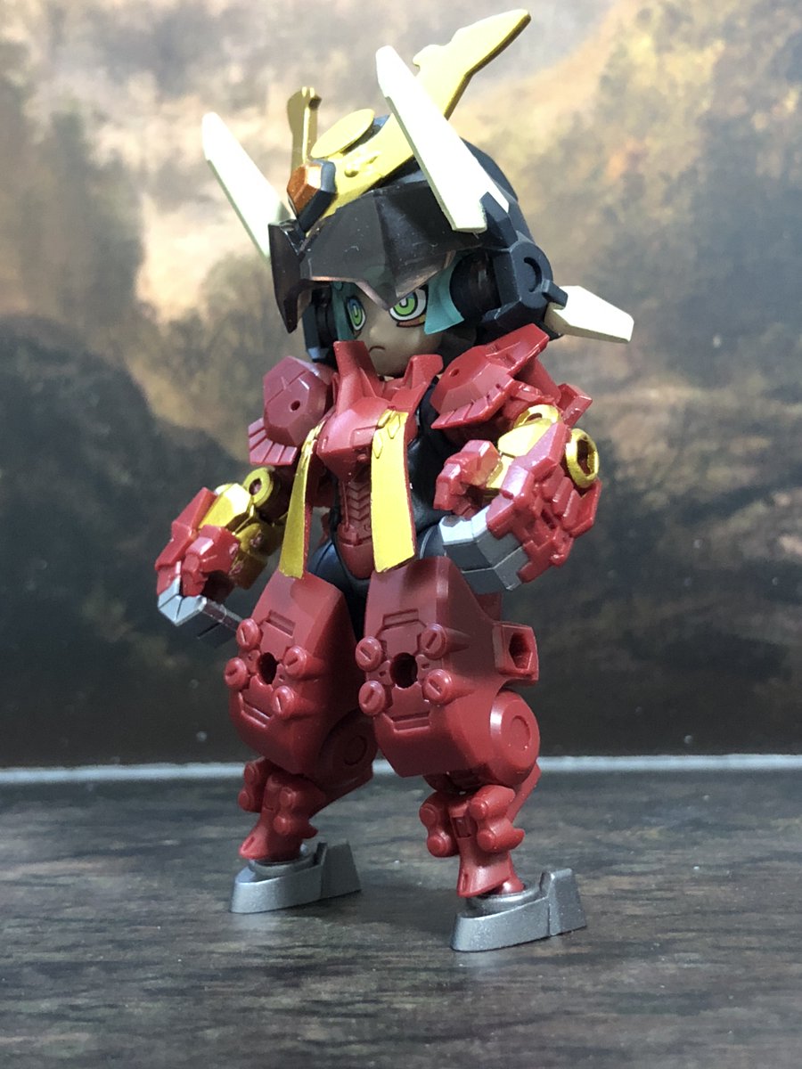 rpg_no's tweet photo. #リンクトラベラーズ
マリオンの3mm穴について
前腕、太もも正面、横に各２
尻に１
背中には、T字の穴開いてる所に白いでかいパーツつけると+１
って感じでした。色々つけられそうですね！ https://t.co/Z15j5710AO