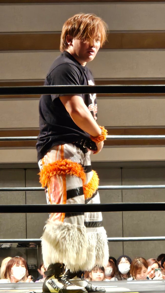ussmugi's tweet photo. 油断してるところをねーらーいーうーち♪ https://t.co/iv2mVXU2OY
