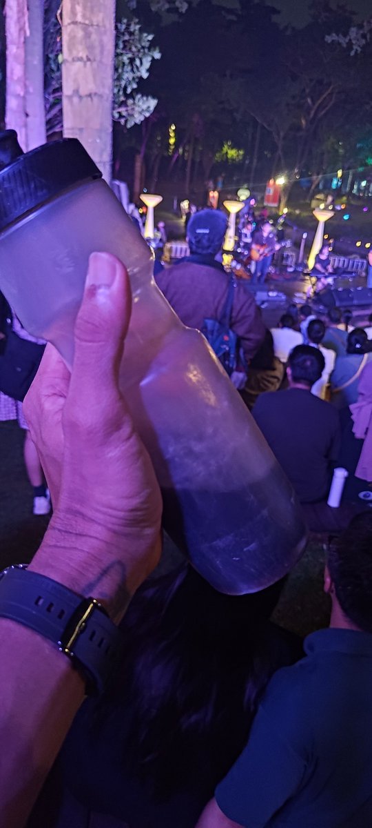 karf1anda's tweet photo. Intisari sebotol 62.000 #UpdatePrice https://t.co/Ay2F0gRNGG