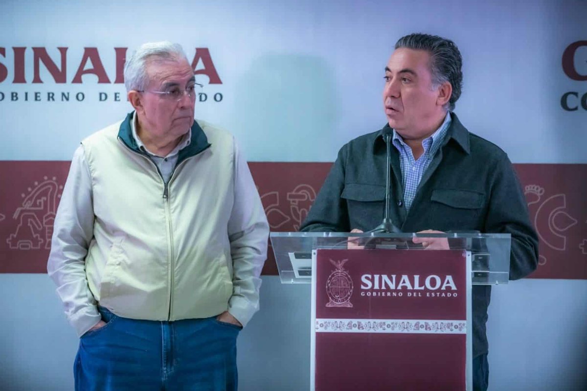 🗳️📌NADIE LO HA VISTO, PERO NIEGAN QUE ESTÉ ESCONDIDO

Ignacio Mier negó que Enrique Inzunza esté escondido.

Mier es coordinador de Morena en el Senado.

Inzunza es senador de Morena por Sinaloa.

Fue señalado por Estados Unidos, junto a Rocha Moya, por vínculos con el Cártel de