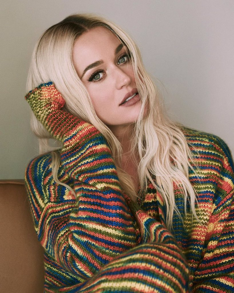Katy Perry Charts (fan) tweet media