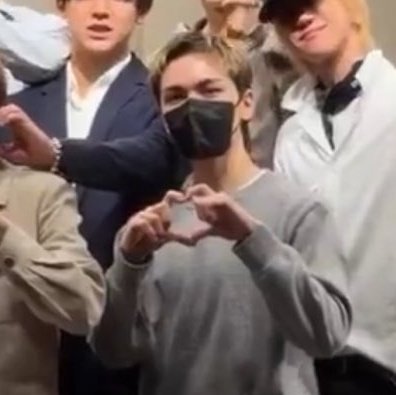 vernon and dino might actually be the funniest people alive