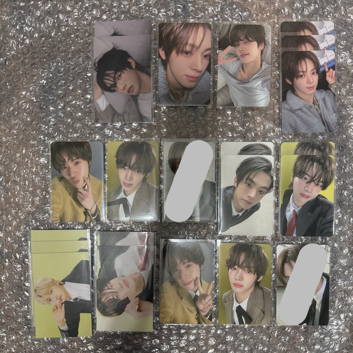 k0eq6cw's tweet photo. TWS 5th Mini Album NO TRAGEDY
compact ver. トレカ交換

【譲】写真1,2枚目

【求】写真3枚目＞写真4枚目

異種🉑／郵送での交換希望✉️
お気軽にお声掛けください😌

#TWS #TWS交換 #TWSトレカ交換 https://t.co/8V3VMZchIg