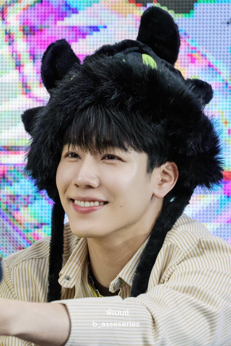 เจ้าเขี้ยวกุด 🥰🥰

YINWAR 2ND FANSIGN CNX
#CNX_YINWAR2NDFANSIGN
#YINWAR2NDFANSIGN
<a href="/warwanarat/">ว</a> #warwanarat