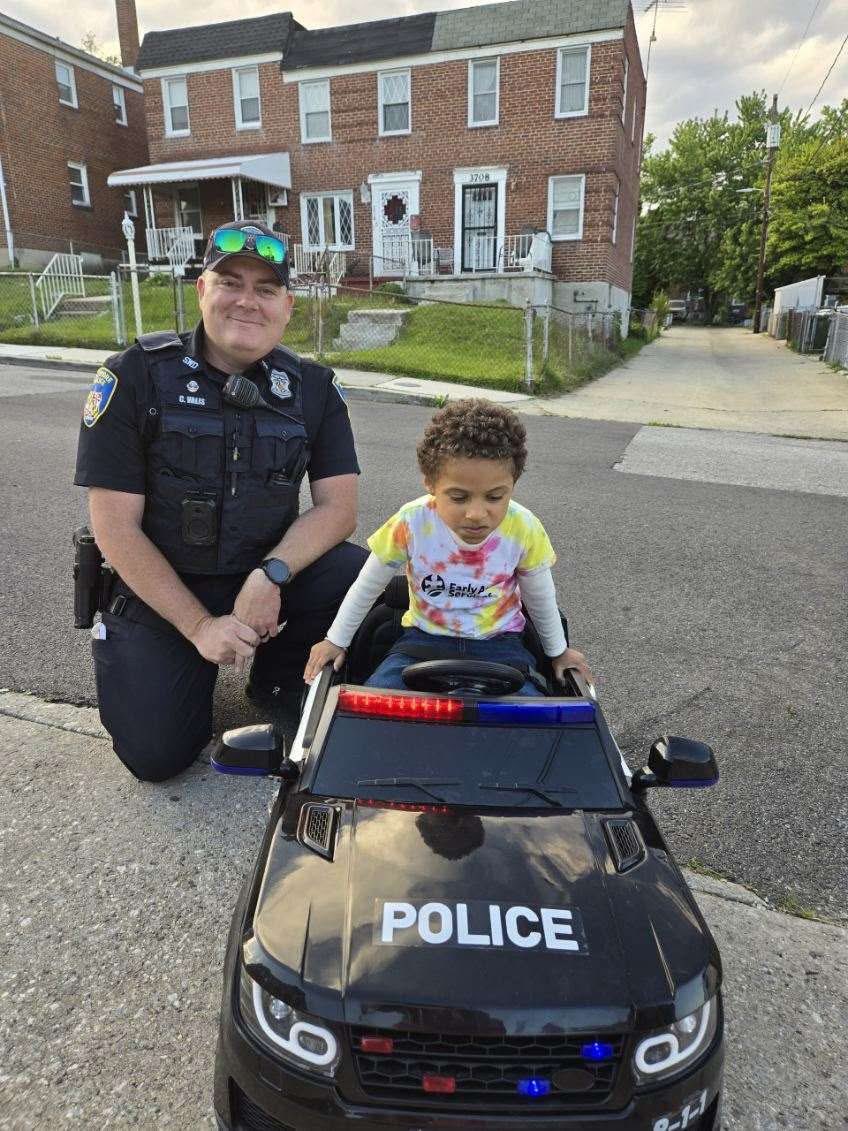 Baltimore Police tweet media