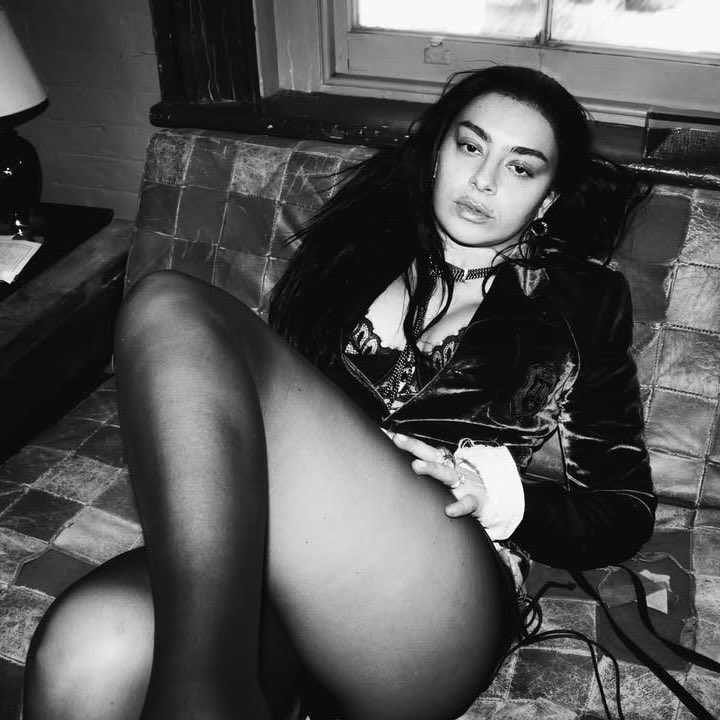 charli xcx charts tweet media