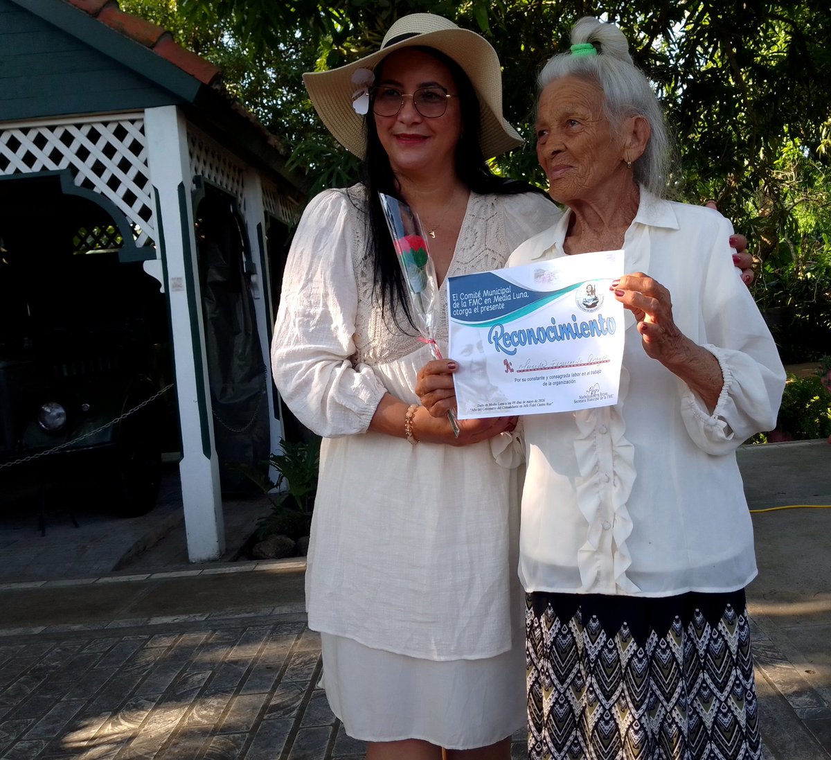 CAM_Media_Luna's tweet photo. #CeliaVive | Recordamos hoy el 106 Aniversario de su Natalicio https://t.co/vFsWaf4pn3
